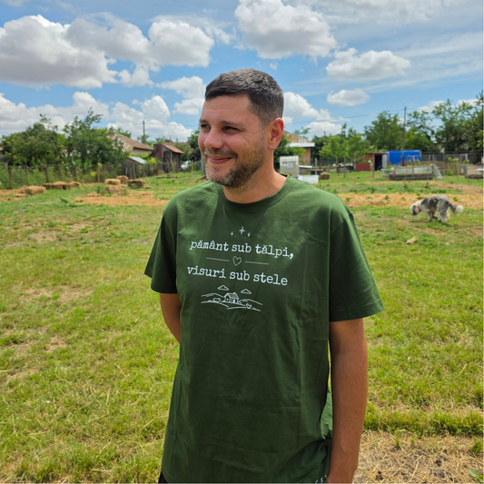 Tricou bărbați „Pământ sub tălpi, visuri sub stele” - Verde